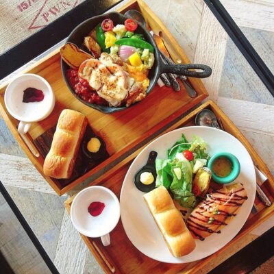 高雄美食推薦 : a little more 多一點咖啡