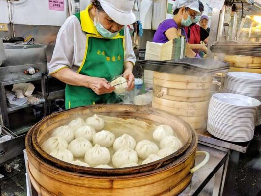 高雄美食推薦 : 興隆居