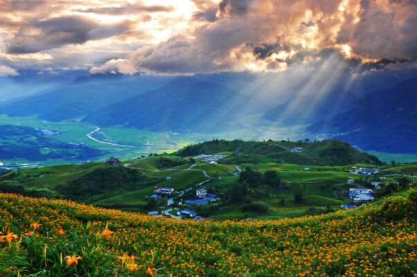 花蓮景點推薦 : 六十石山