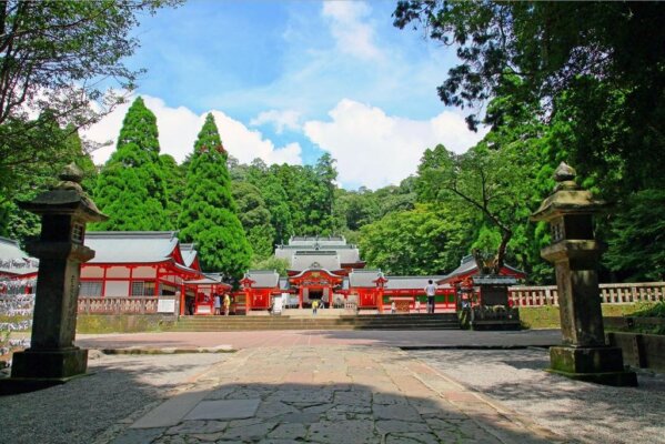 九州鹿兒島景點推薦 : 霧島神宮